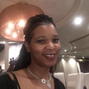 Meet your Posher, Tiesha